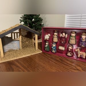 Nativity set